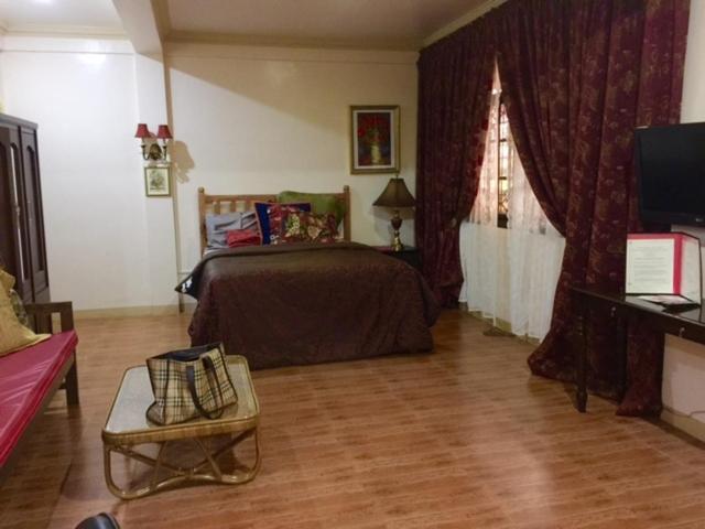 The Saint Joseph Residential Suites Lucena Ngoại thất bức ảnh