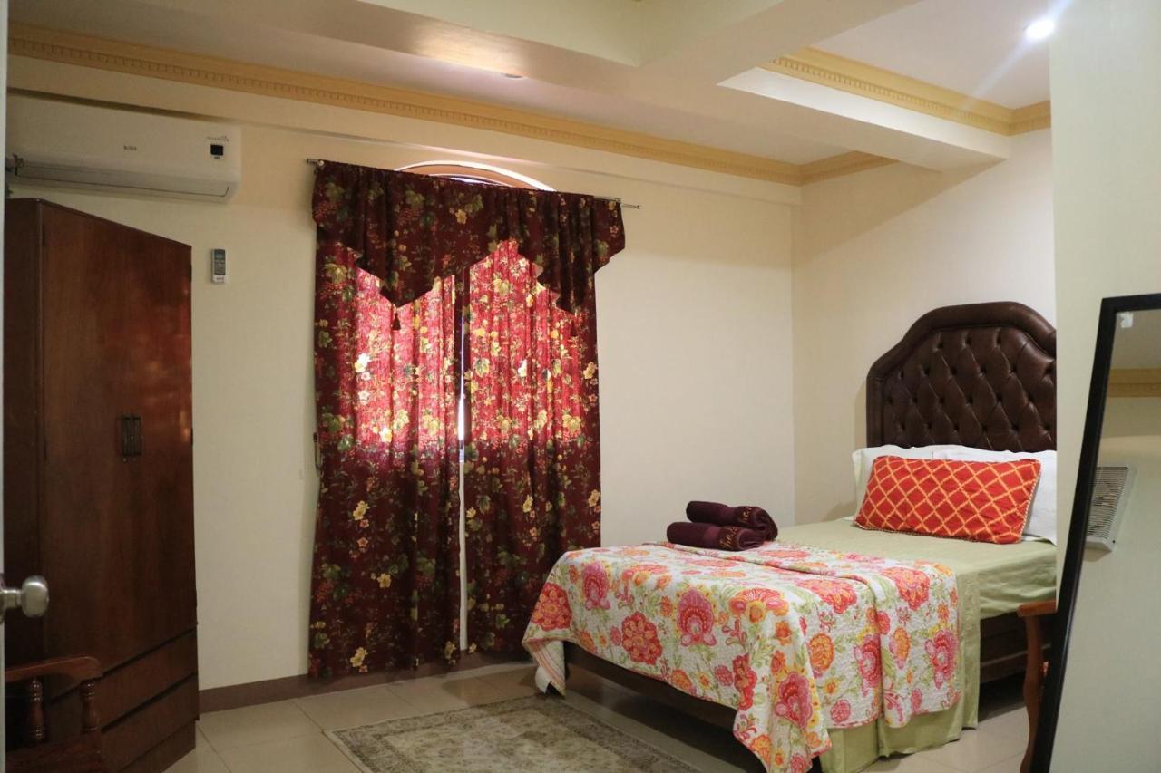 The Saint Joseph Residential Suites Lucena Ngoại thất bức ảnh