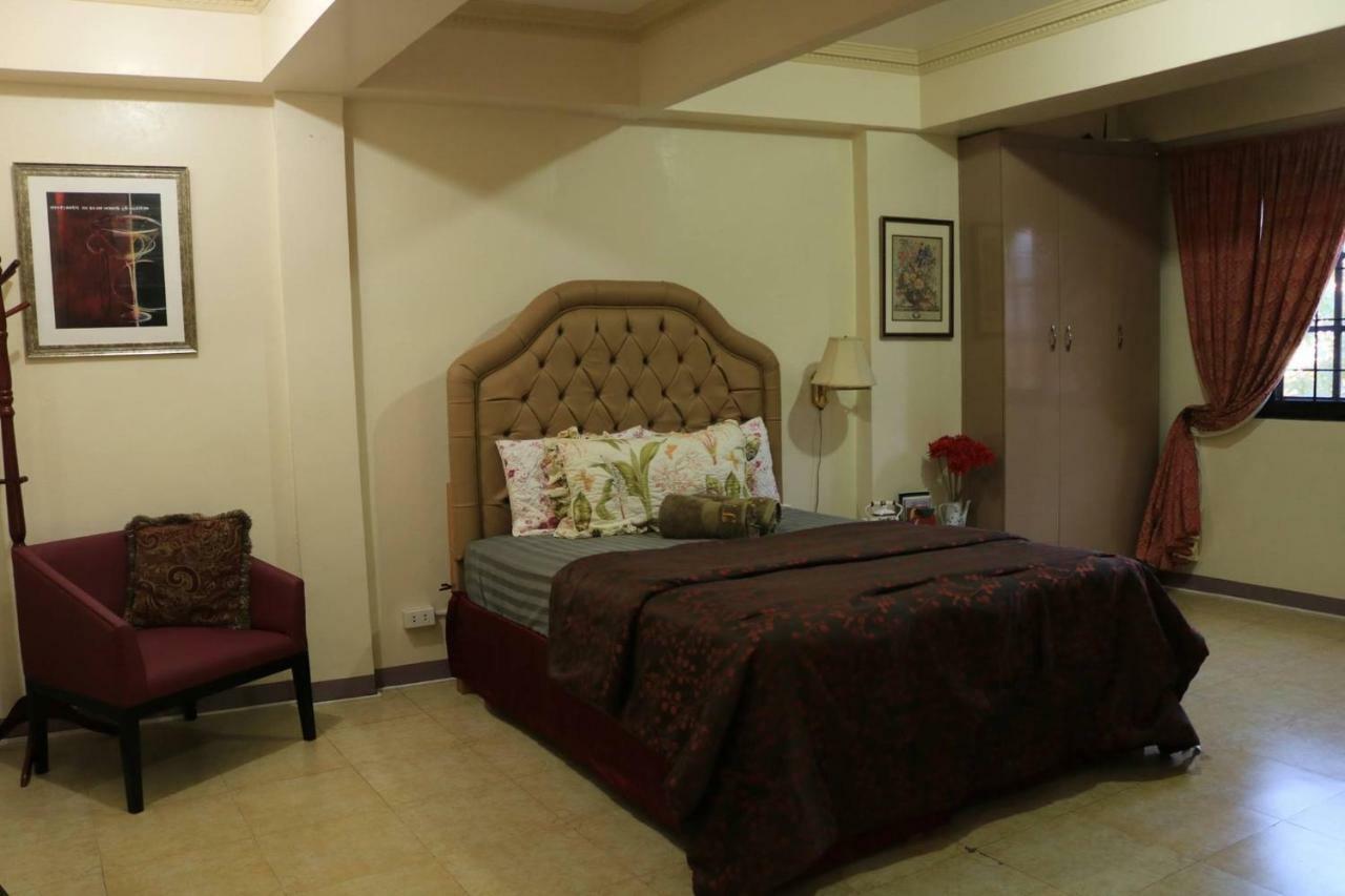 The Saint Joseph Residential Suites Lucena Ngoại thất bức ảnh